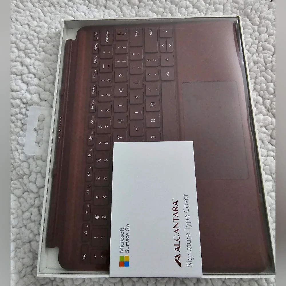 Microsoft - Surface Go Signature Type Cover/ Keyboard